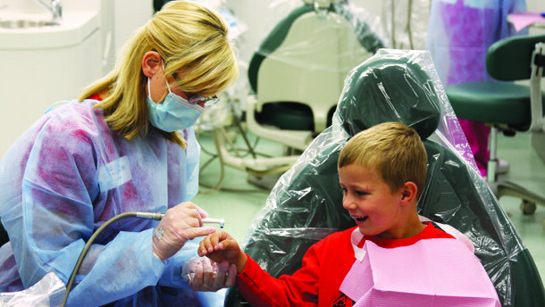 哮喘影响儿童牙齿发育--印度研究人员发现错 牙合 频率较高