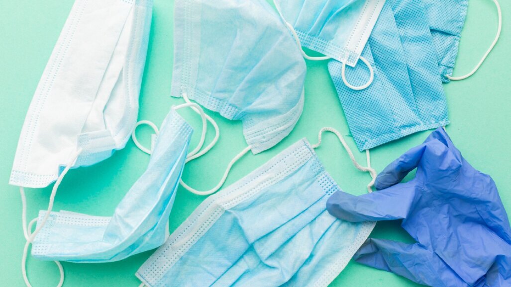 Ze zużytych jednorazowych maseczek ochronnych można pozyskiwać aktywny węgiel