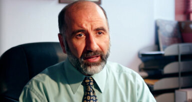 Professor to launch dental clinic in Turkey to treat Syrian refugees