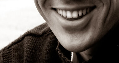 Cosmetic dentist restores leukemia-ravaged teeth