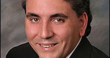 Caplanis is elected president of AAID