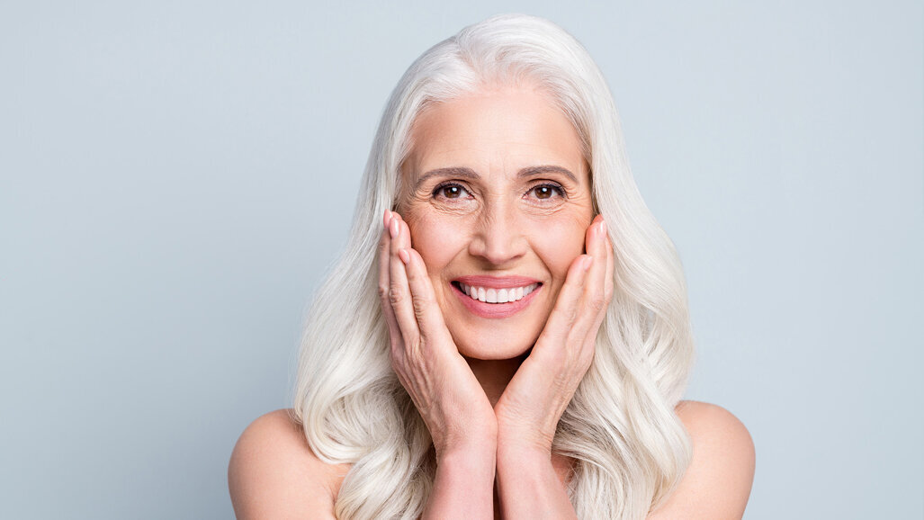 Langzeitstudie bestätigt: Zahnimplantate überzeugen auch nach 40 Jahren