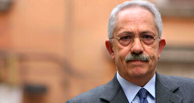 Nello spaccato Eurispes di un’Italia in crisi spicca la rinuncia alle cure odontoiatriche