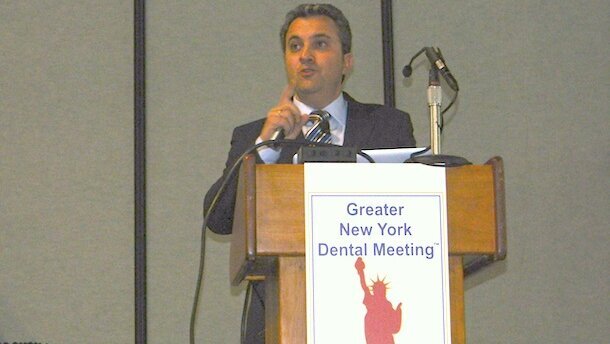 El Dr. Vicente Ferrer habla sobre elevación de seno en NY