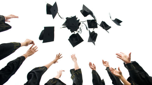 Graduate premiums do not pay off debt, except for dentists and doctors