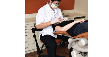 Mobile elbow supports reduce tension, fatigue