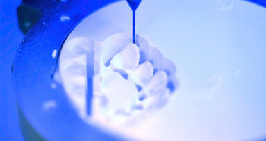 Proceso de trabajo digital con escáner integrado y disco CAD/CAM híbrido nanocerámico