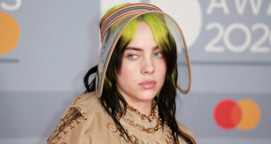 Estrelas e influenciadores estão transformando cliques em casos alinhadores transparentes