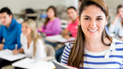 Donau-Uni Krems: Alumnistudie belegt hohe Zufriedenheit