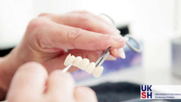 Neue Studie zur Verankerung von Zahnprothesen