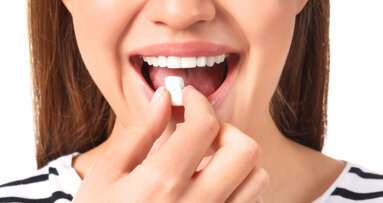 Kaugummikauen als Empfehlung in der täglichen Mundpflegeroutine