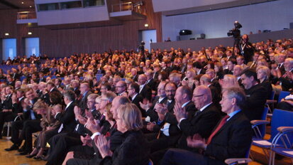 Besucherrekord beim Deutschen Zahnärztetag Besucherrekord beim Deutschen Zahnärztetag