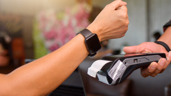 I pagamenti digitali superano il contante