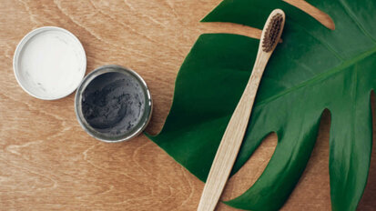 Novo estudo relata problemas de não conformidade com produtos de clareamento dentário