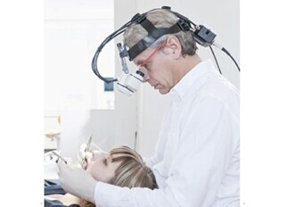 Leica HM500 Head-worn Microscope Leica HM500 Head-worn Microscope