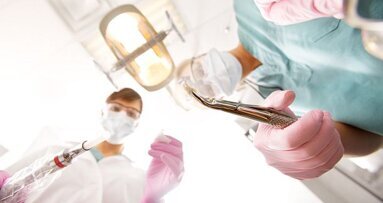 “Stille stelselwijziging voorkomen door tandartsen”