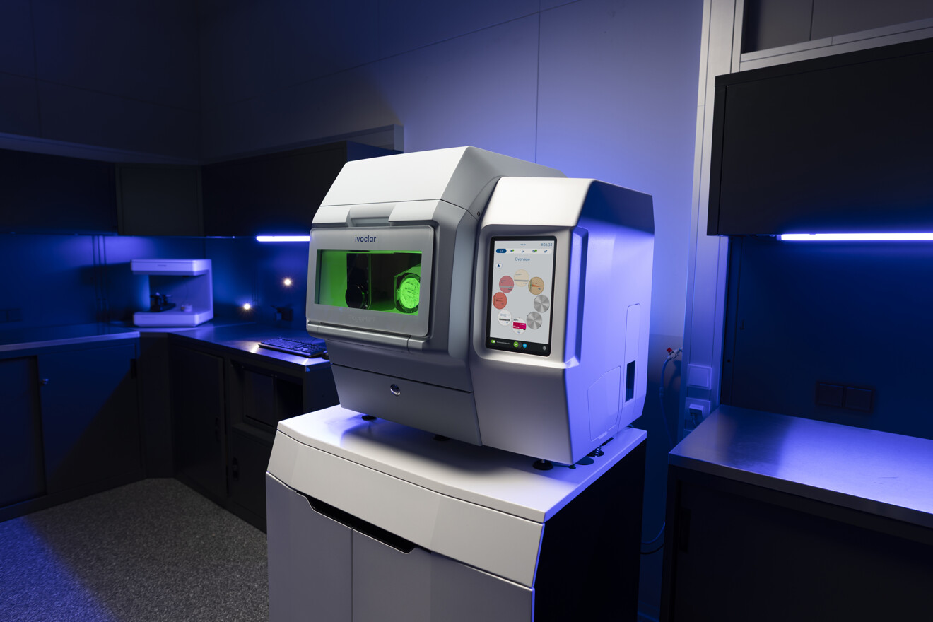 The new PrograMill 7 features a 12 in. display designed to support intuitive operation.