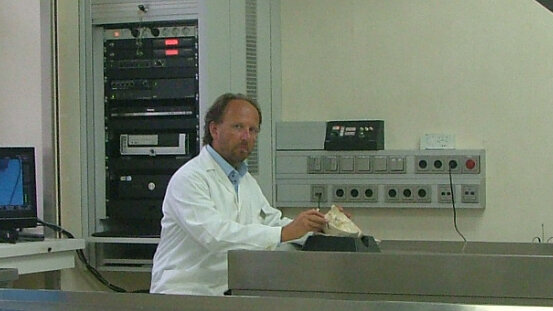 Dr. Traxler: Kadavra üzerinde çalışmak diş hekimleri açısından eşsiz bir deneyim olacak