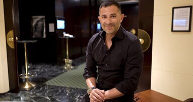 4 νέα πενθήμερα courses εμφυτευματολογίας με τον Dr. Ιωάννη Βεργούλλη στη Ρόδο