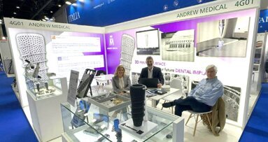 Copying nature with 3D-printed dental implants