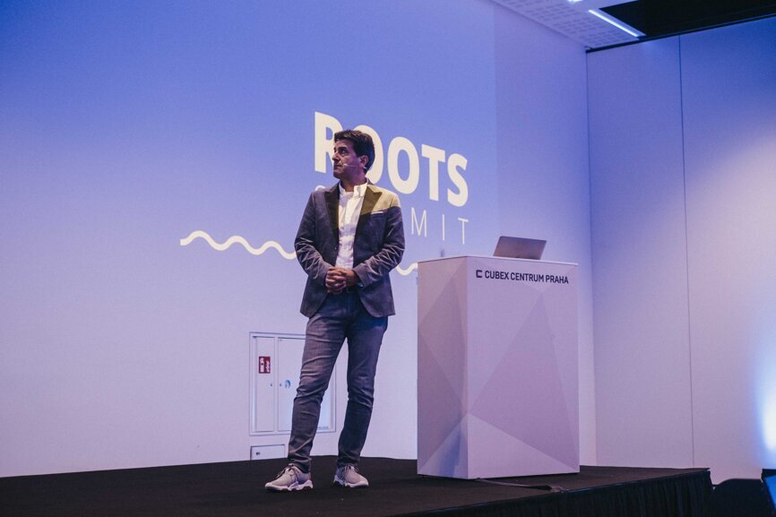 Dr Radek Mounajjed, joint presentation titled “Root to crown: advanced adhesive endodontic/restorative concept” was well received by attendees.