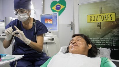 Hundreds of patients were treated on-site with CEREC restorations. (Photograph: Dentsply Sirona)