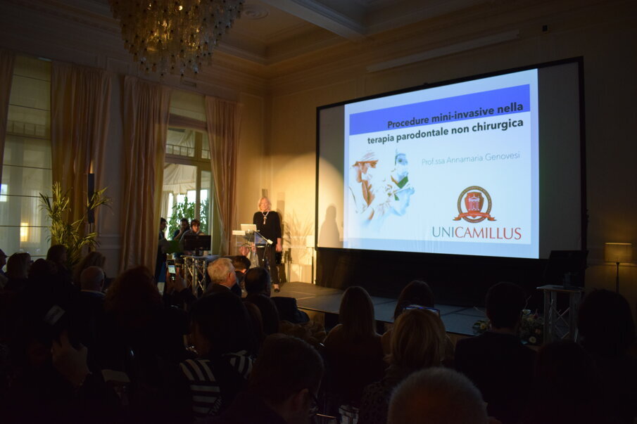 Prof.ssa Annamaria Genovesi.