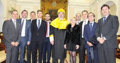 El Profesor Eugenio Velasco ingresa en la Real Academia de Ciencias Odontológicas