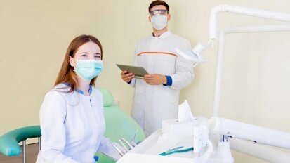 Entrevista: Prof. Richard Watt sobre COVID-19 e o potencial para reforma odontológica