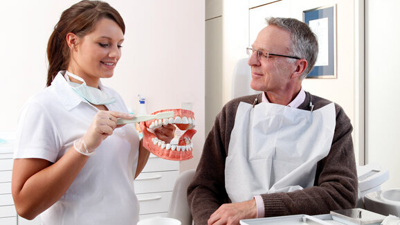 Der Westen hat Nachholbedarf bei der Zahnvorsorge