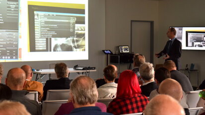 Prof. Dr. Jürgen Becker mit seinem Vortrag zum Thema