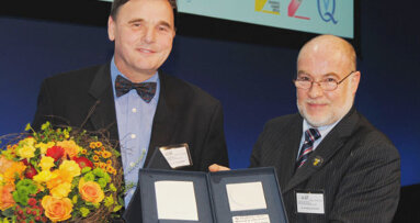 Greifswalder Professor mit Ewald-Harndt-Medaille geehrt
