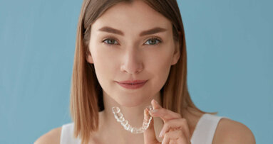 SmileDirectClub смята да промени посоката през 2020 г.