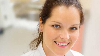 Ultradent partners with Solutionreach to improve patient communication and outreach Ultradent partners with Solutionreach to improve patient communication and outreach