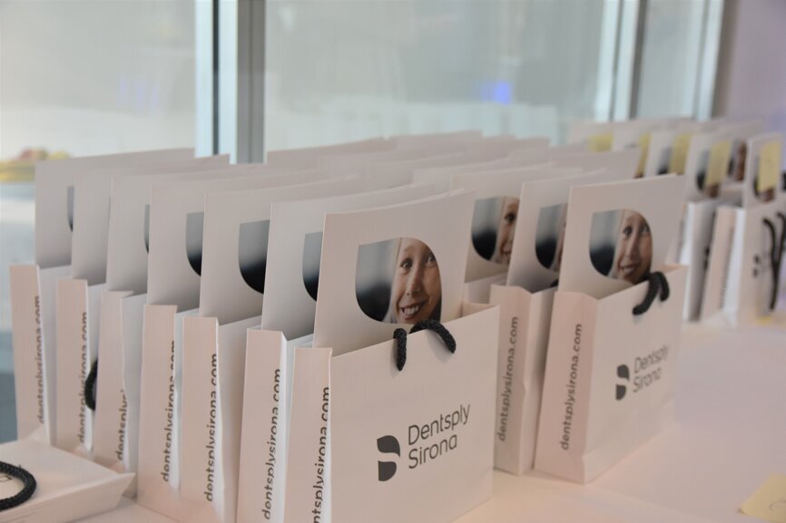 Press material at the Dentsply Sirona Academy reopening (Photograph: Oemus Media AG)