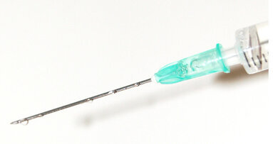 Mniej bolesne zastrzyki w gabinecie dentystycznym