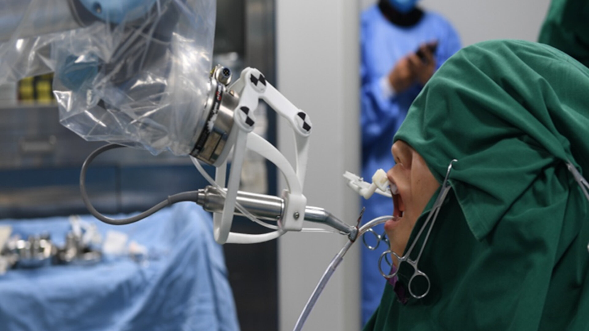 Autonomous robot improves accuracy of socket preparation in tooth autotransplantation