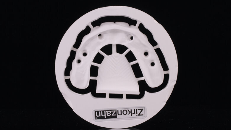 Materiály a systémy pro celokeramické CAD/CAM náhrady