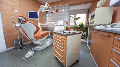 Report: Investors favouring private UK dental practices as faith in NHS reform declines
