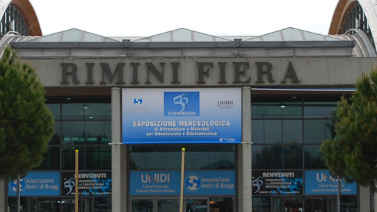 Aperta “ufficiosamente” a Rimini la 56° edizione  degli “Amici”, domani l’inaugurazione ufficiale