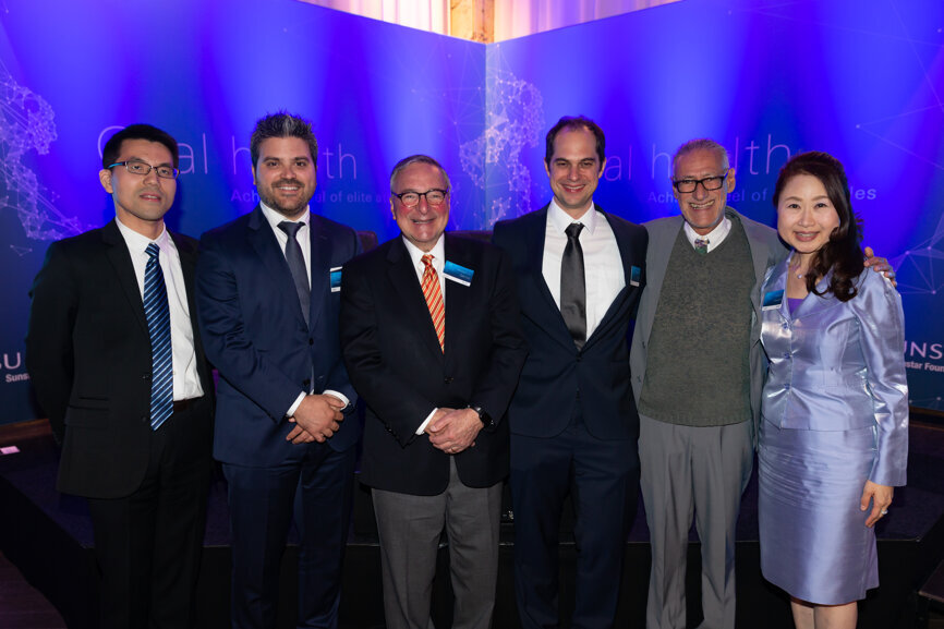 The winners of the Perio Link Award and World Perio Research Awards.