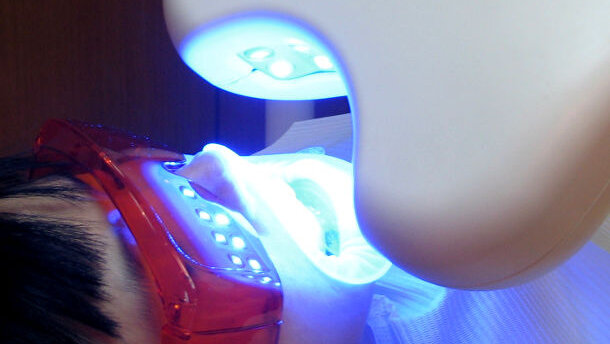 Philips стъпва на пазара за избелване на зъби с придобивка от Щатите