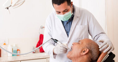 Zahnärzte erweitern Sprechstunde