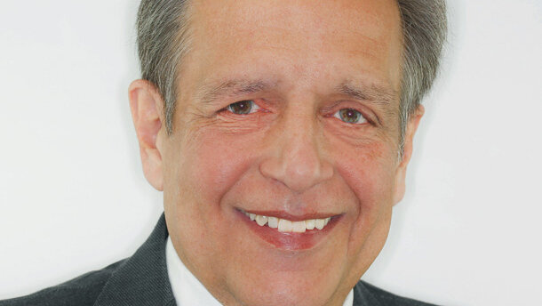 Técnica CLO3: Una solución ortodóncica estética para las malposiciones de los dientes anteriores