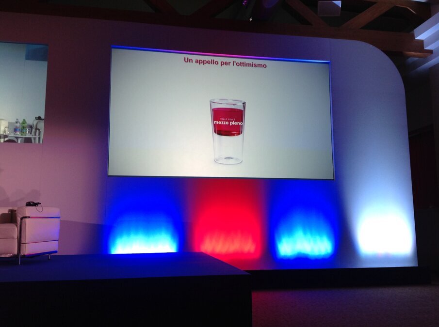 La slide conclusiva del “bicchiere mezzo pieno” del discorso di Jim Breslawsky