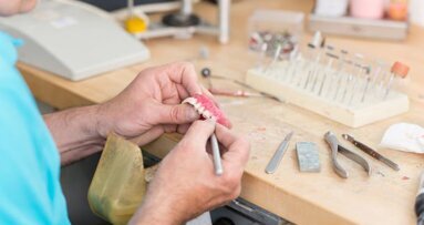 Odontotecnici favorevoli allo studio delle allergie causate da sensibilizzazione ai metalli