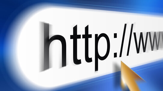 Internet si allarga, scoppia la guerra per i domini web