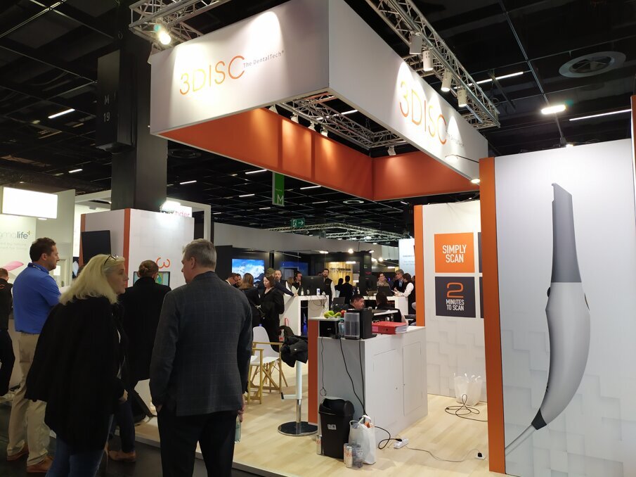 Stand de la société 3Disc Dental qui a présenté l'OVO.