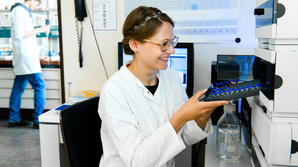 Lösliche Substanzen aus Kunststoffen im Fokus