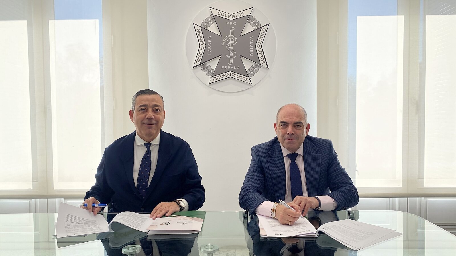 Acuerdo para mejorar las condiciones de los dentistas autónomos